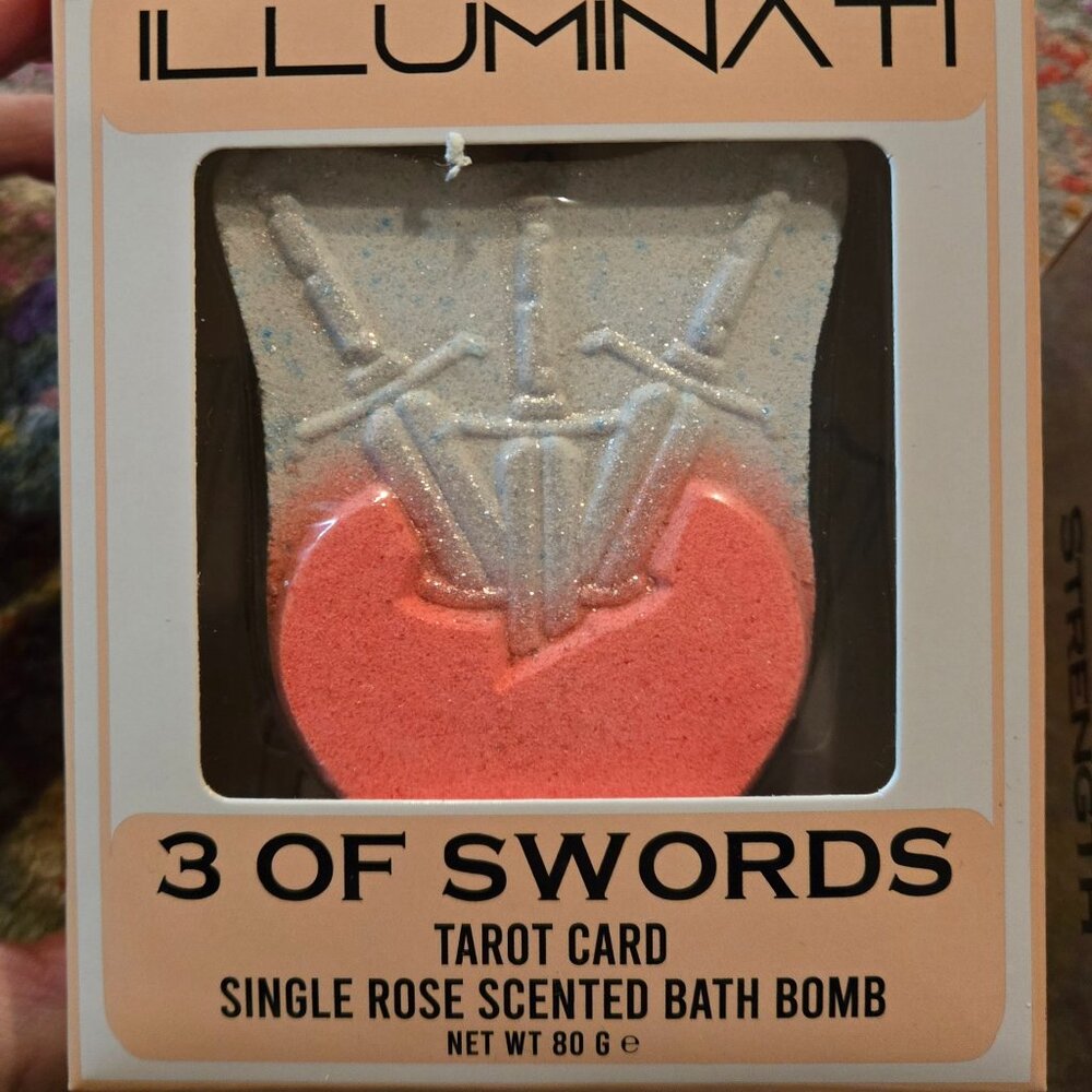 Tarot card bath bombs